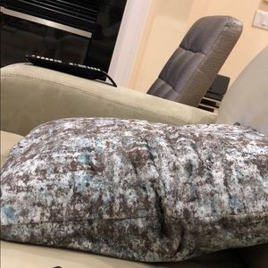 Meet your Posher, Mita